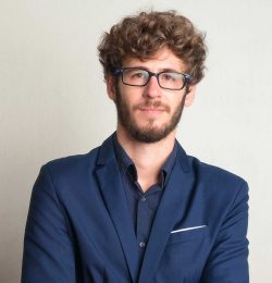 young-bearded-businessman-in-suit-with-arms-crosse-NDGP97P.jpg young-bearded-businessman-in-suit-with-arms-crosse-NDGP97P.jpg
